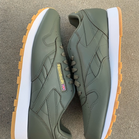 reebok classic leather olive green